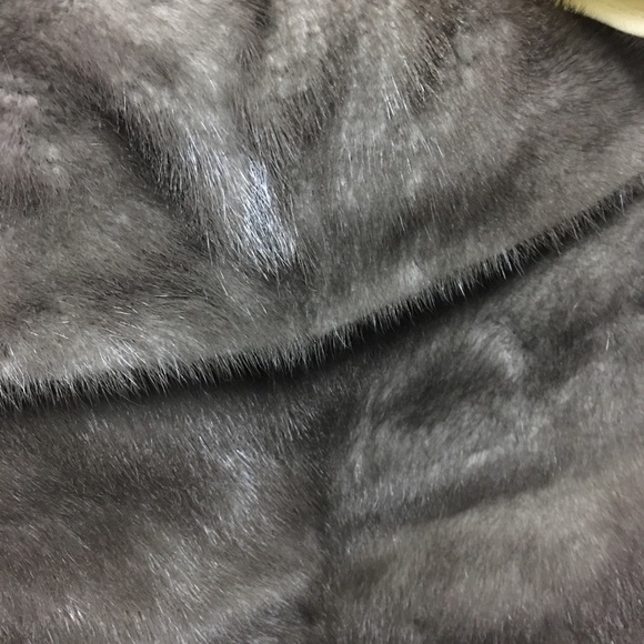 Vintage  |  mink caplet - Picture 4 of 5